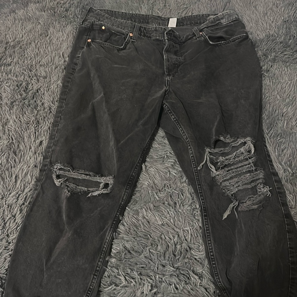 Ripped jeans